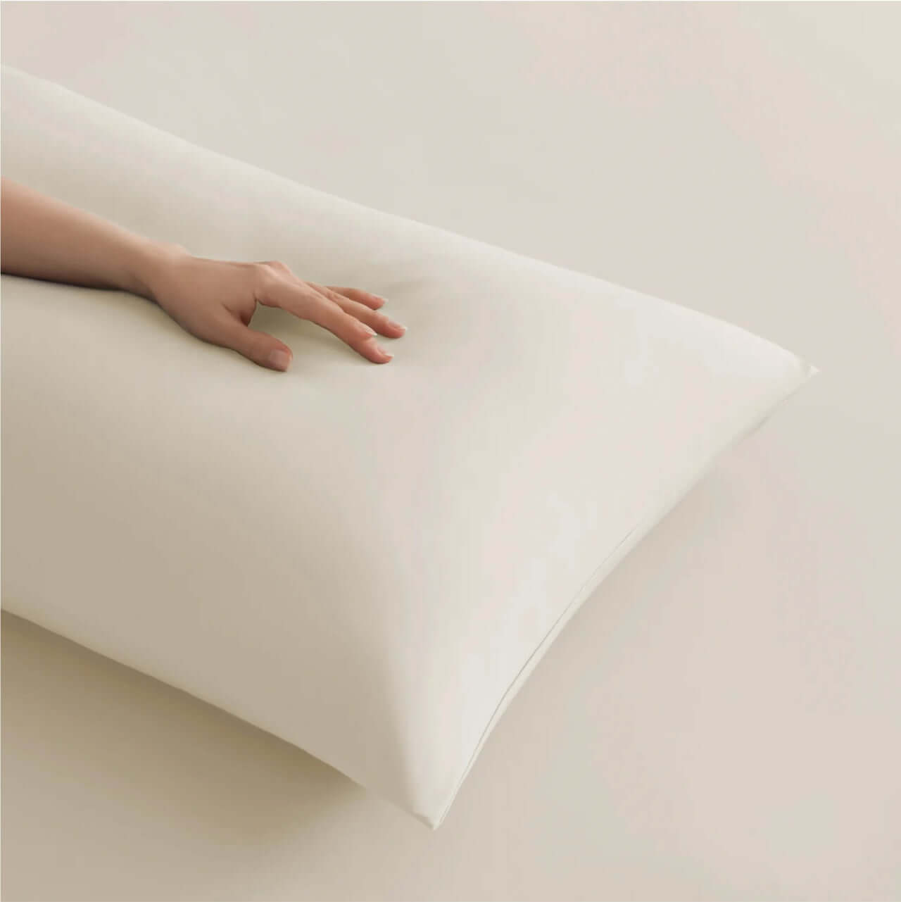 Hypoallergenic cooling pillowcase for temperature regulation during menopause