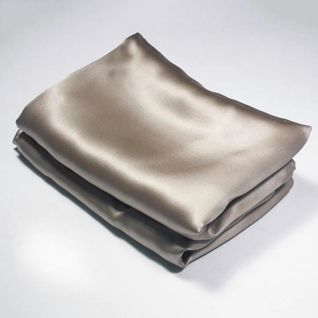 Cool-to-the-touch Silky Pillowcases